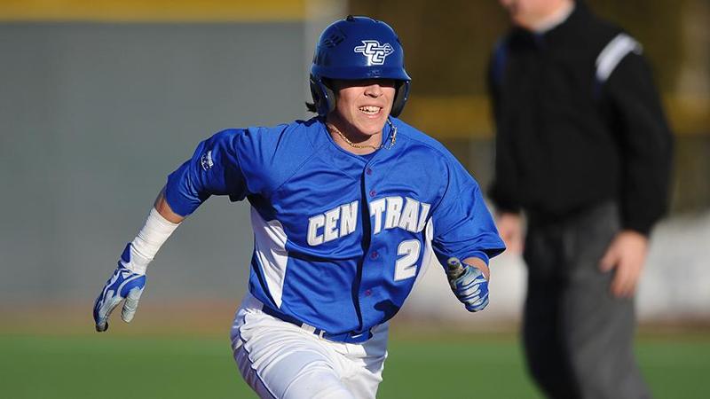 Baseball Falls 3-2 at Home to Albany