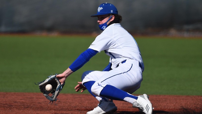 Baseball Drops Sunday Series Finale to Sacred Heart