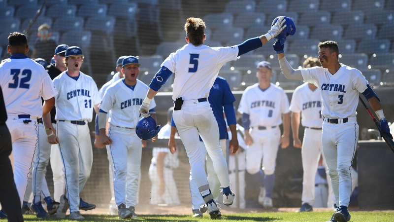Baseball Outscores Sacred Heart, 17-10, on Thursday