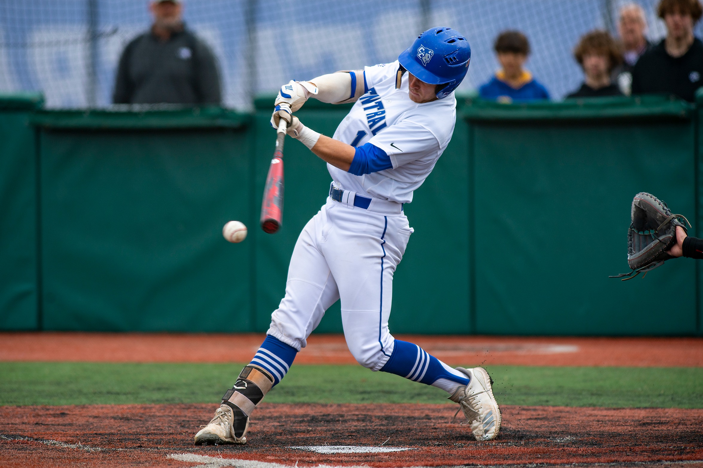 Baseball Falls to LIU as Teams Combine for 23 Runs and 30 Hits