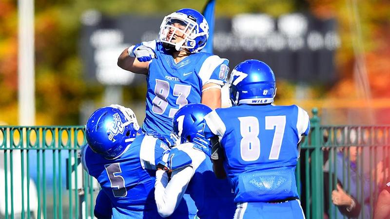 Football Drops 25-21 Decision vs. Wagner on Homecoming on Saturday