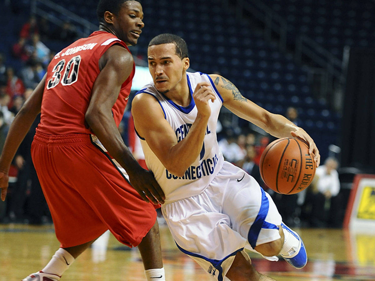 Men's Basketball Drops 67-58 Decision to Fairfield in Connecticut 6 Classic