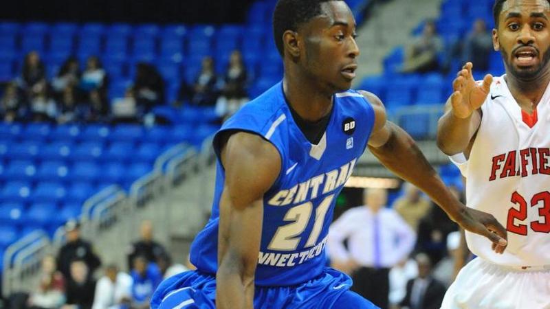 Big Second Half Leads Rider to Win Over Men's Hoops