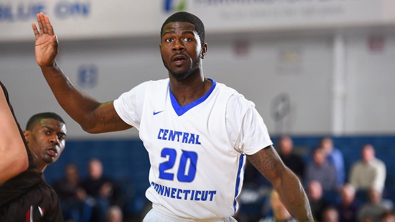 Men's Basketball Comes Back in Second Half for 54-52 Win at Mount St. Mary's