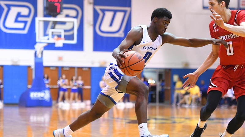 St. John's Pulls Away From Men's Basketball in Second Half