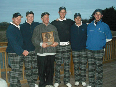 Men's Golf Wins New England Division I Golf Championship