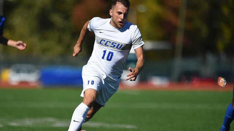 Men's Soccer Wins, 2-1, at Sacred Heart