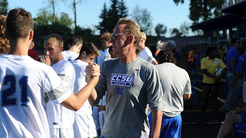 Men's Soccer Wins, 2-1, in Overtime Over Sacred Heart