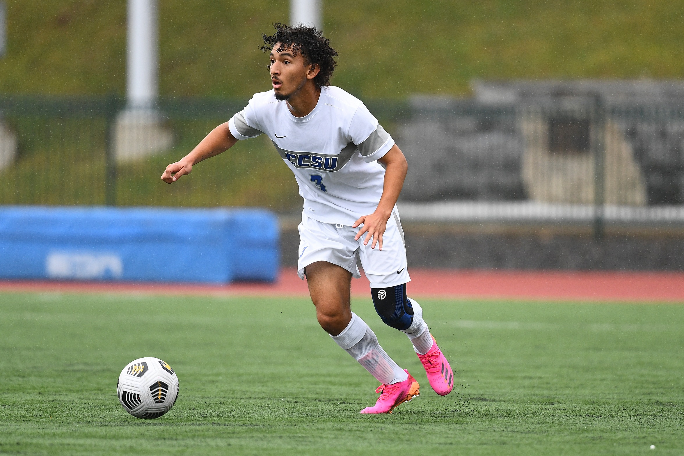 Overtime Goal Sinks Men's Soccer at UMass