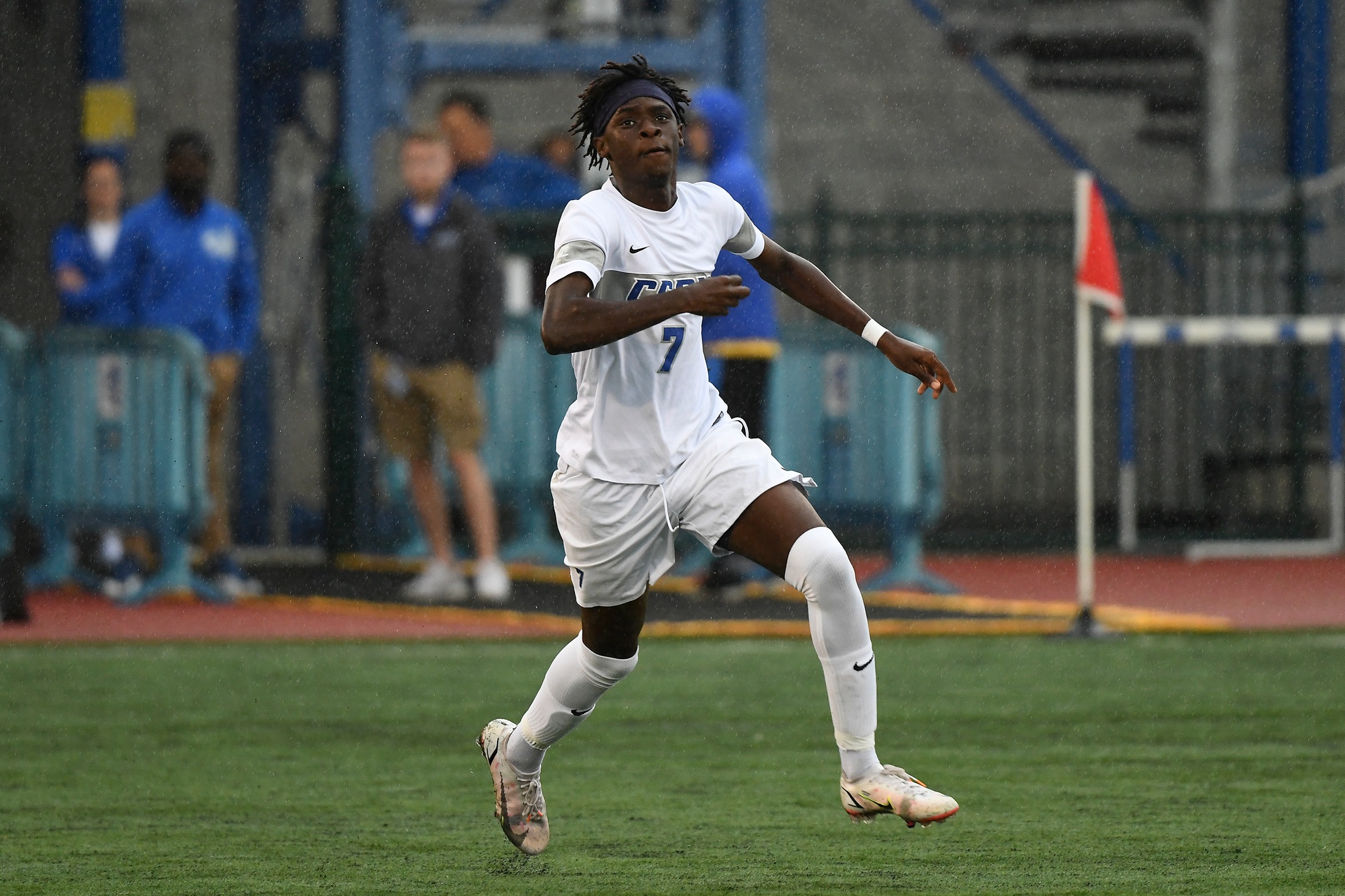 Men's Soccer Drops Home-Opener to Harvard