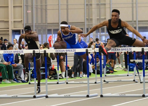 Grudzwick Wins 800 Meter Run, Men's Track Competes at Wagner Invitational