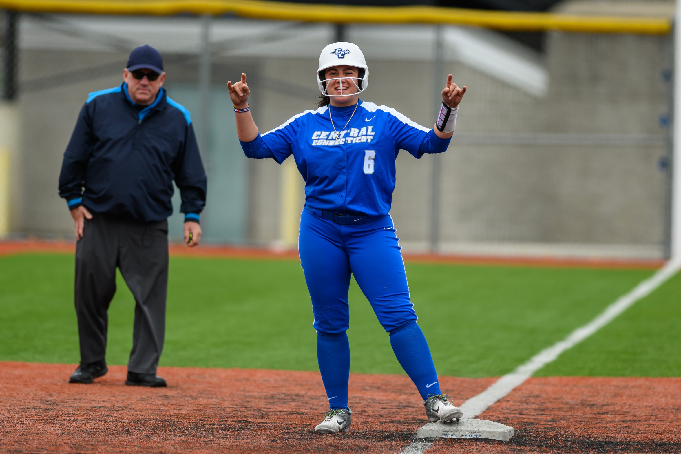 Softball Clinches Playoff Berth with Win Over Stonehill
