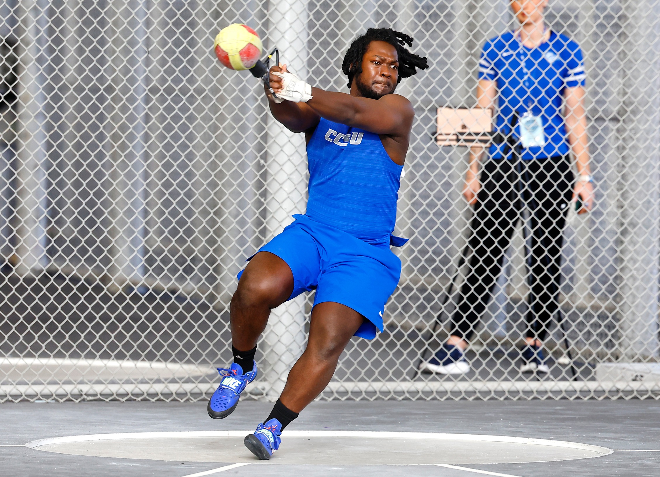 Throwers Compete In Hammer Throw At Wilton Wright Invitational