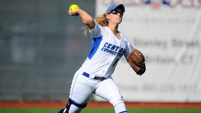 Softball Splits With Yale on Thursday