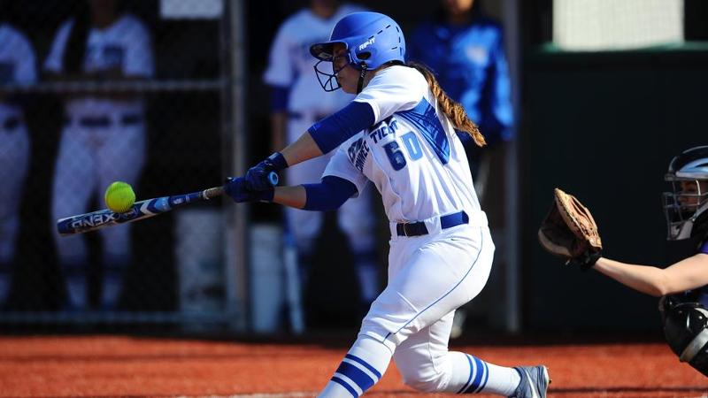 Softball Takes Two More on Sunday