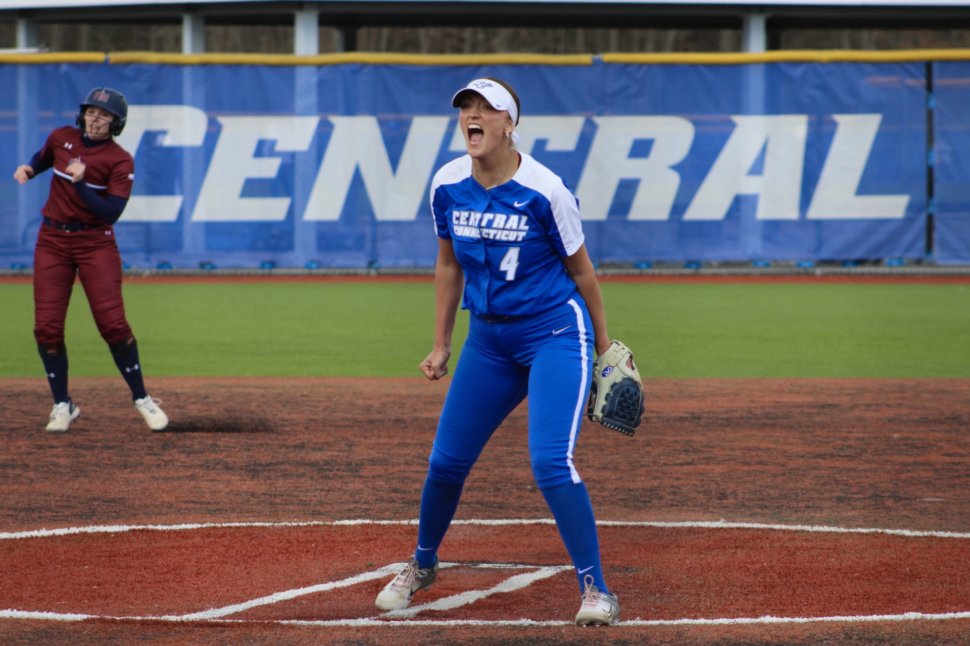 Stringers Three Run Blast Catapults Central to Series Victory Over FDU