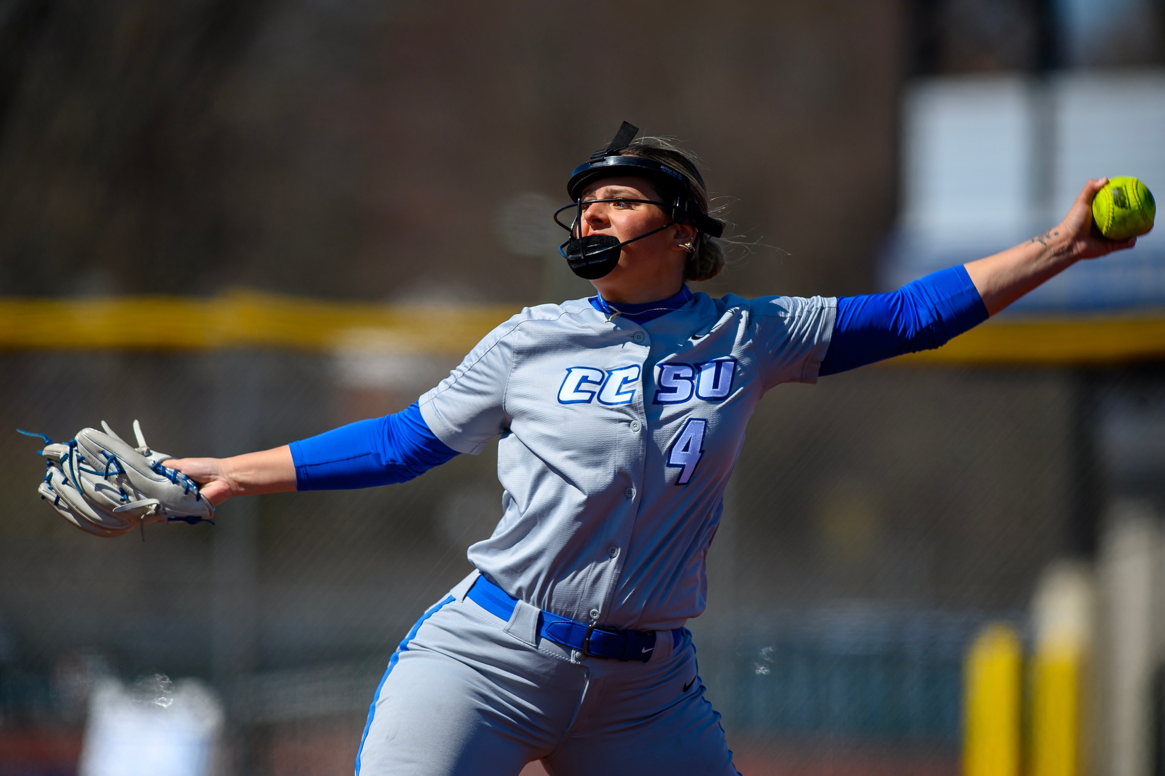 Pitching Shines In Doubleheader Split With Brown