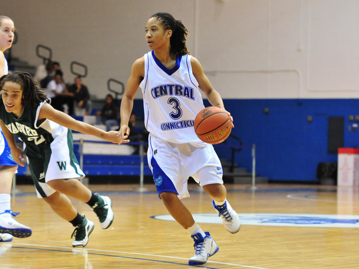 Simmons Collects First Choice Hotels/Northeast Conference Rookie of the Week Honor