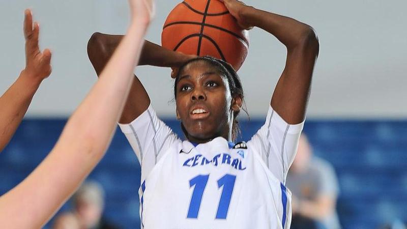 Women's Basketball Falls Short at Fordham Sunday, 63-48