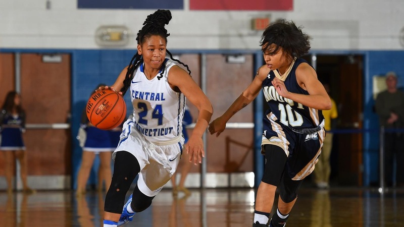 Women's Basketball Set Back at Robert Morris, 55-46, Monday Night