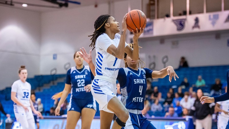 Women's Basketball Defeats Hartford