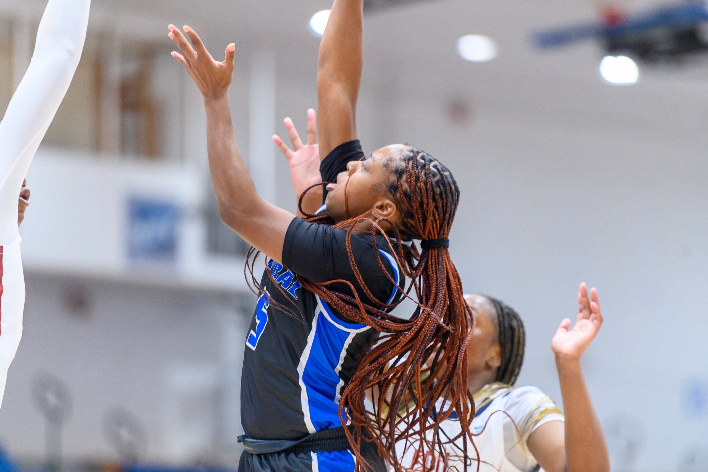 Central And UMass Set For Sunday Women's Basketball Matchup