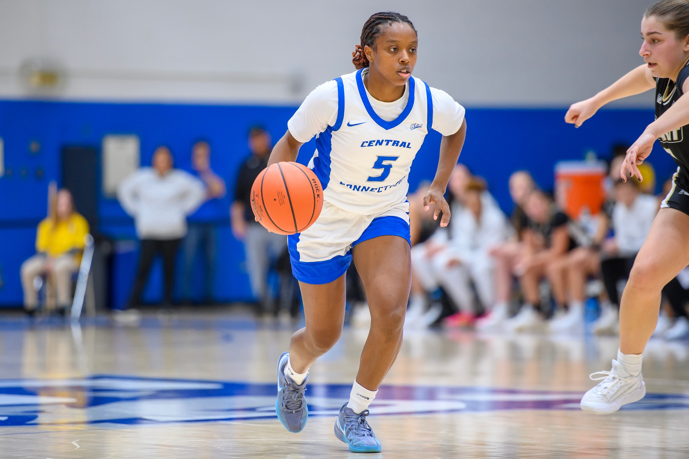 Central Women Welcome Mercyhurst On Saturday