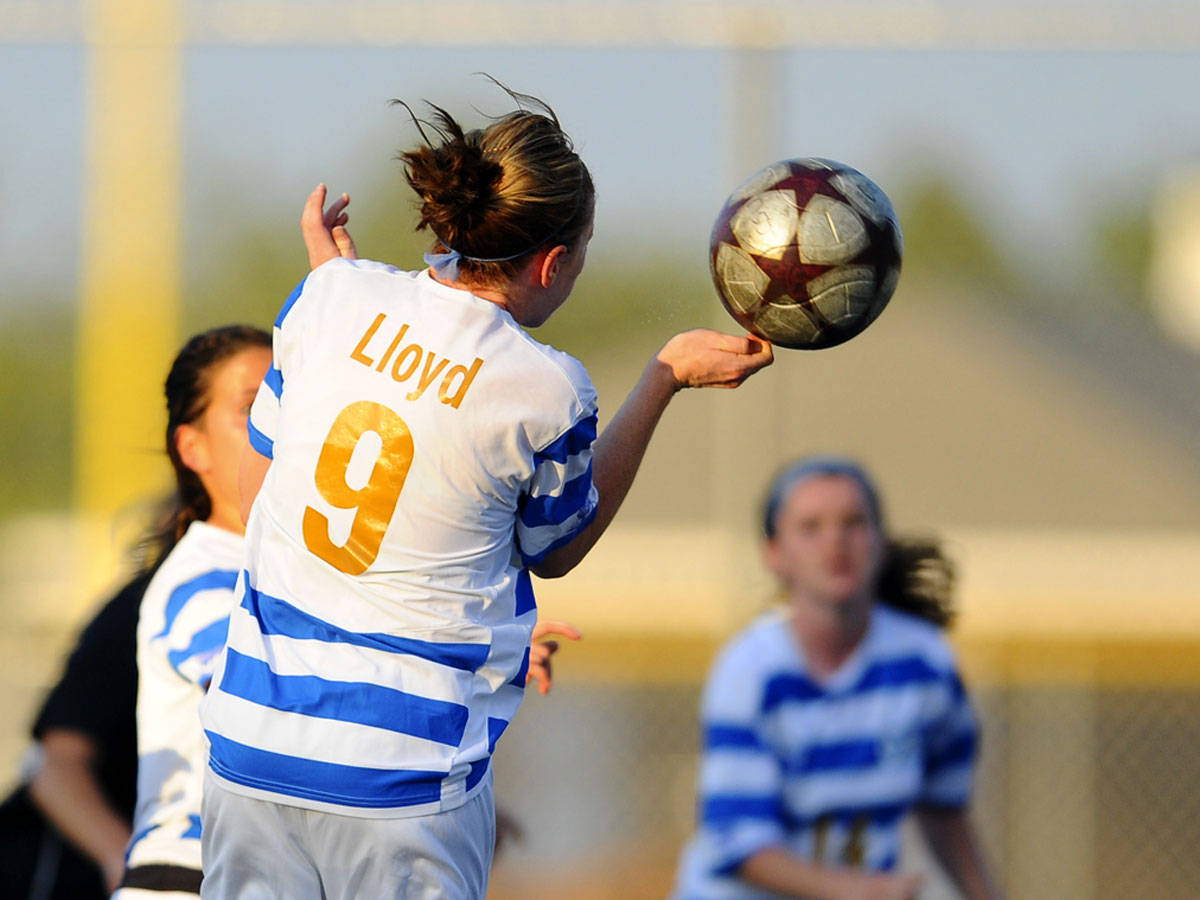 Welch and Lloyd Lead Blue Devils to 3-2 Home Victory Over Holy Cross