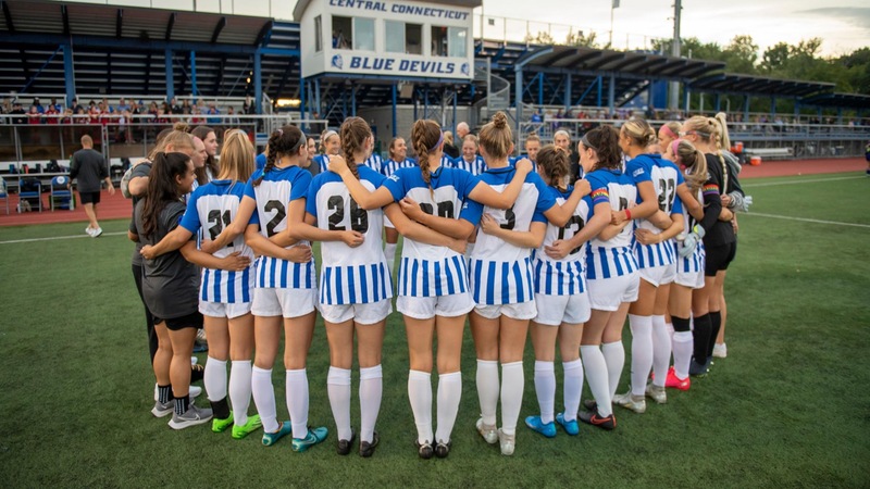 Women's Soccer Falls to FDU in NEC Tournament Semifinals