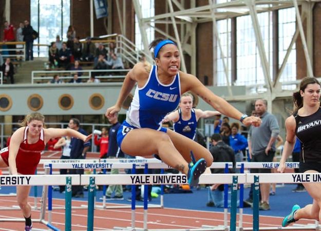 Women's Track and Field Take Part In URI Coaches Tribute Invitational Saturday