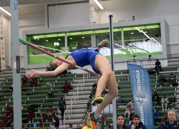 Hurd Wins High Jump For Women's Indoor Track & Field On Saturday