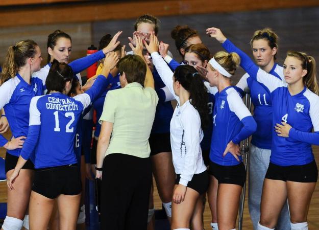 Volleyball Tops SFPA, 3-0