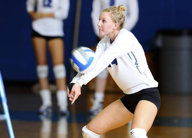 Volleyball Drops Season Opener 3-0