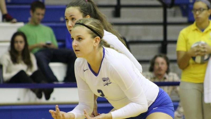 Volleyball Sweeps Bryant to Even NEC Record
