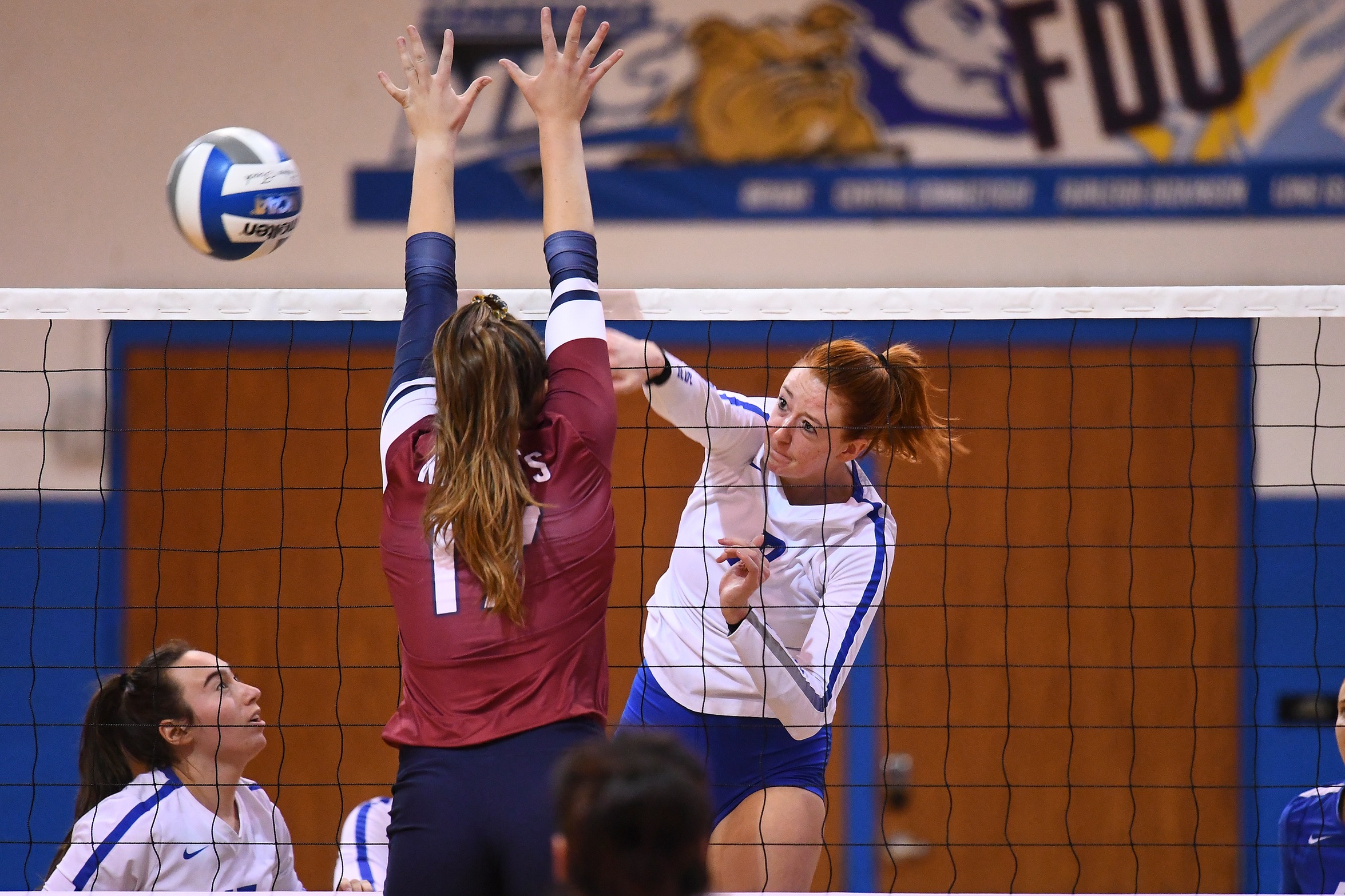Volleyball Sweeps FDU in Home Opener