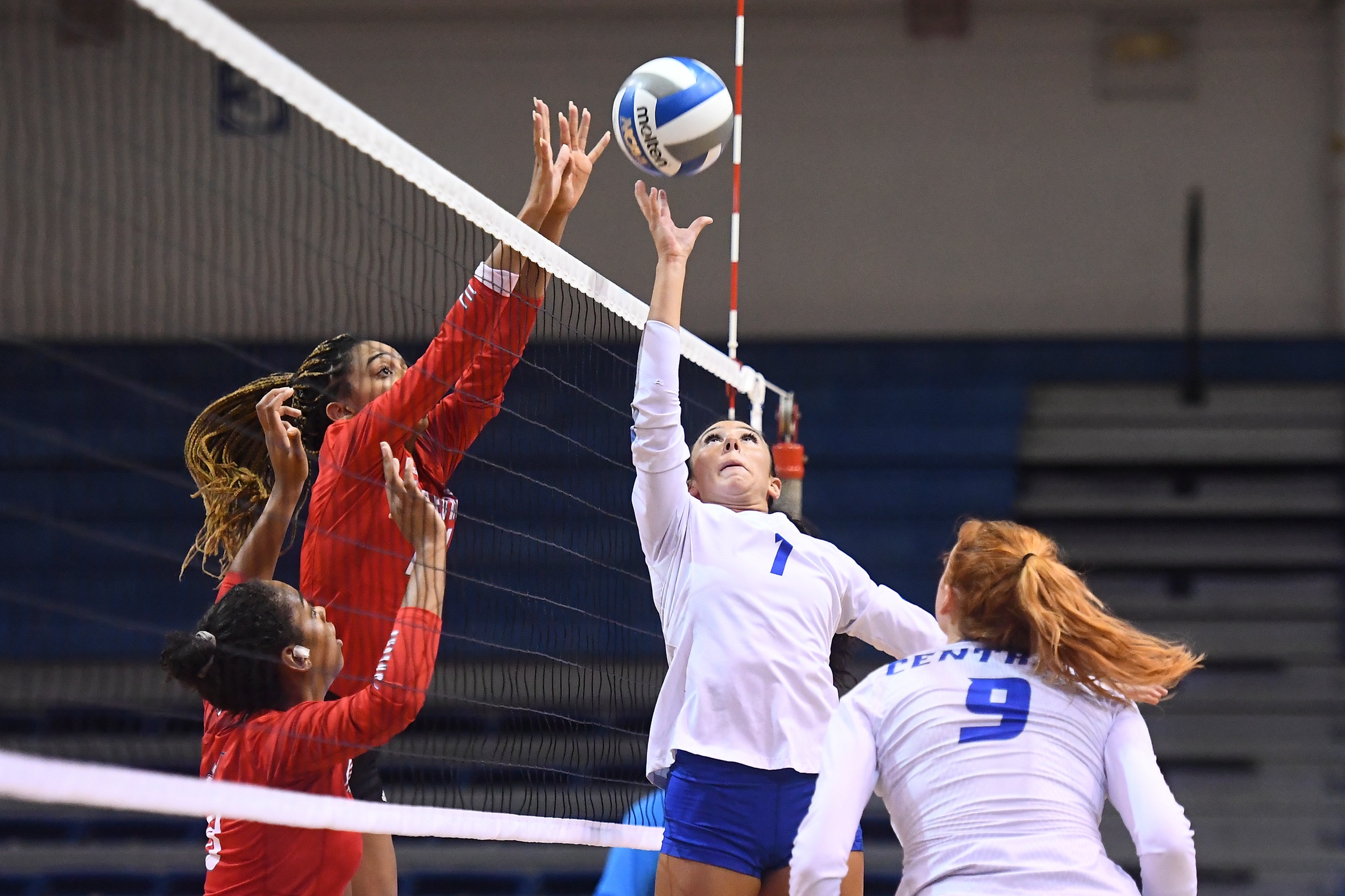 Volleyball Stopped at FDU